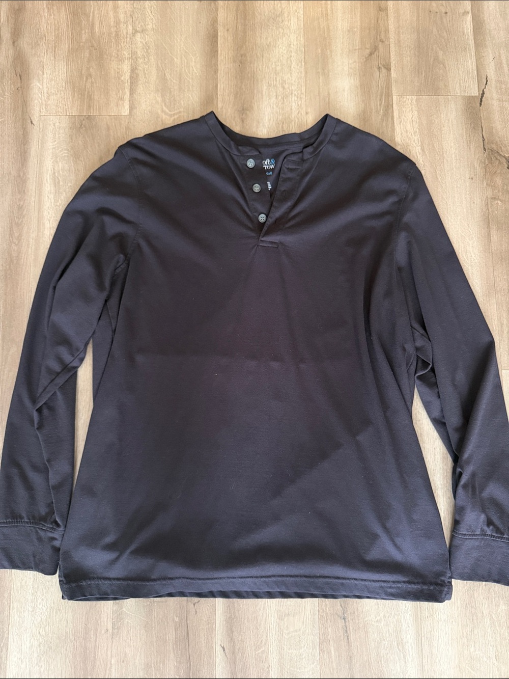 croft & barrow Black Long-Sleeve Henley Shirt